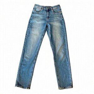 American Eagle Size 0 Hi Waist Light Wash Straight Leg Mom Jean​ Fall Denim Jean